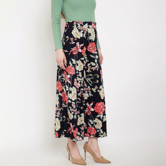 https://weardropz.com/products/women-black-red-floral-printed-flared-palazzos