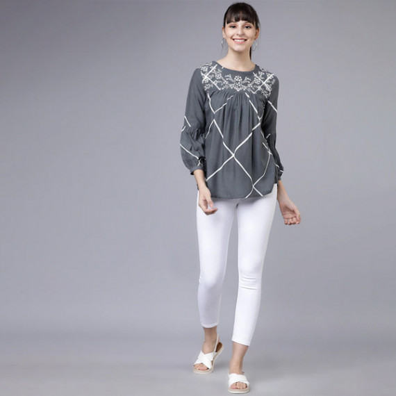https://weardropz.com/products/women-grey-and-white-printed-a-line-top