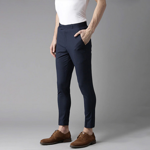 https://weardropz.com/products/men-navy-blue-tapered-fit-trousers