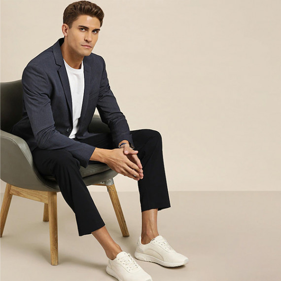 https://weardropz.com/products/men-navy-blue-slim-fit-self-design-smart-casual-blazer