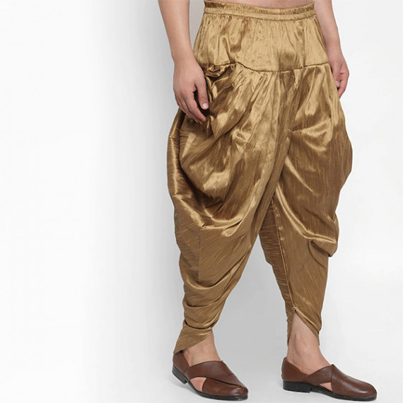 https://weardropz.com/products/men-gold-toned-solid-silk-dhotis