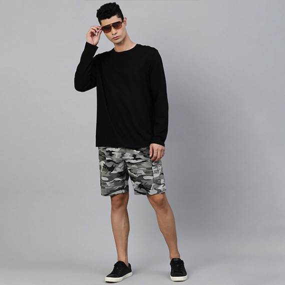 https://weardropz.com/products/men-charcoal-grey-camouflage-printed-pure-cotton-cargo-shorts