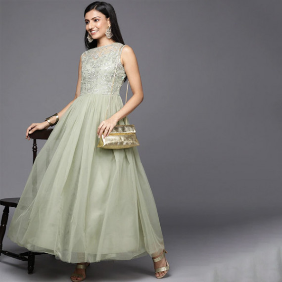 https://weardropz.com/products/green-ethnic-embroidered-net-maxi-dress